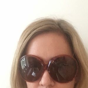 Vintage tortoiseshell sunglasses